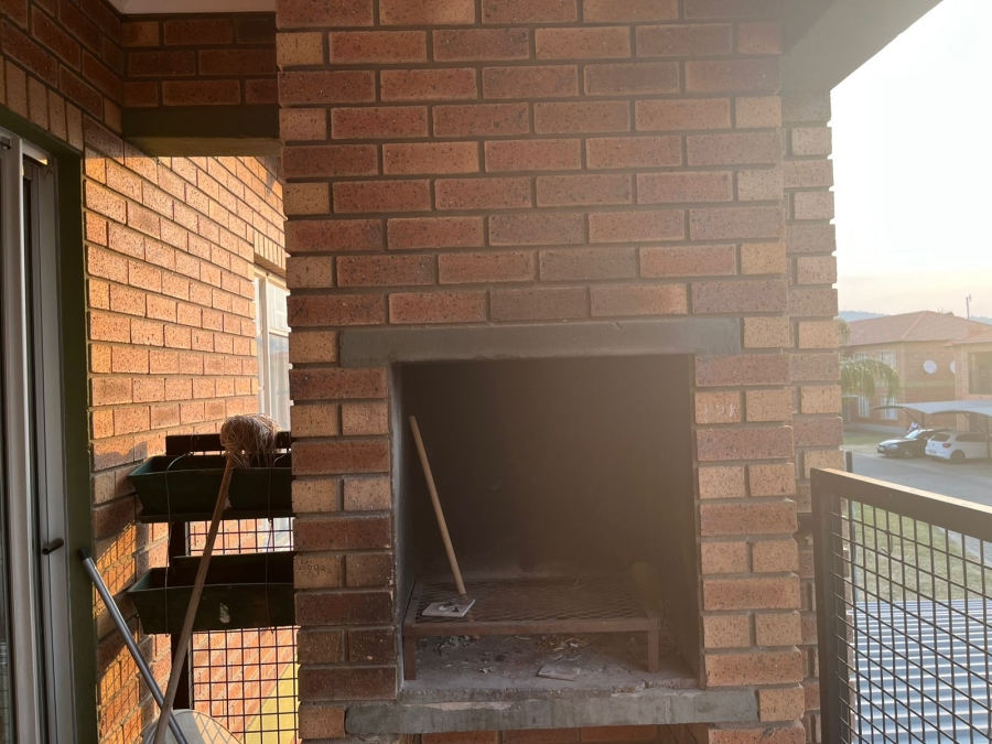To Let 3 Bedroom Property for Rent in Waterval East North West